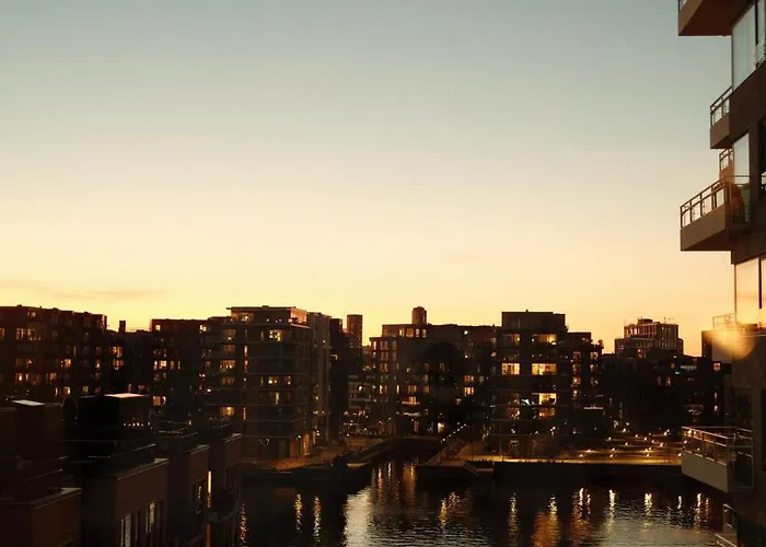 Modern With Stunning Sea View Lejlighed